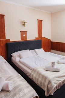 Bagolyvár Étterem Vendégház Wellness44