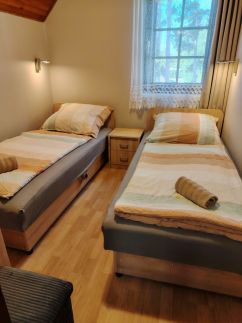 Péhl Nyaralóház38