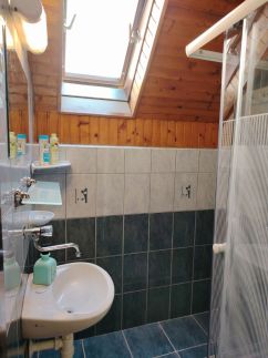 Péhl Nyaralóház48