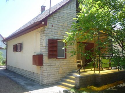 Hullám Apartman