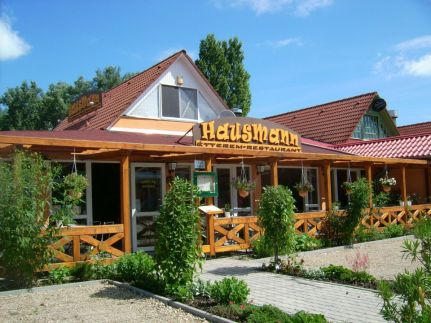 Hausmann Restaurant3