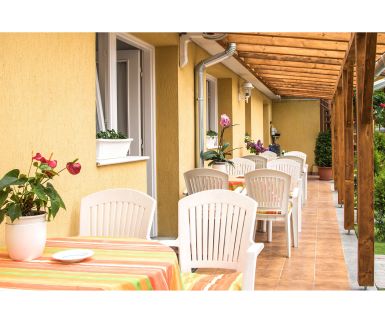 Matild Apartmanház64