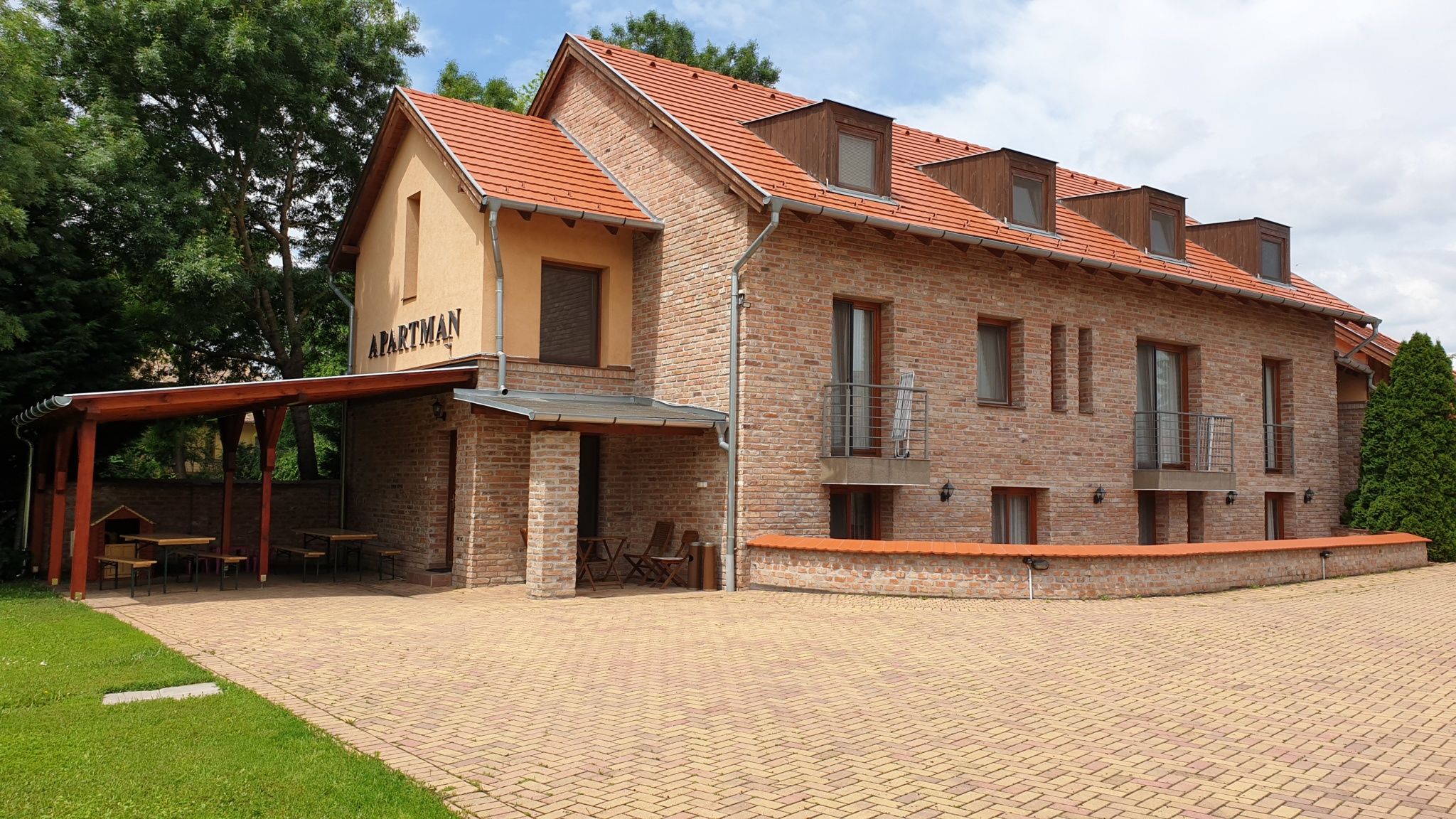 Gyulai-fürdő-apartman Molli – Gyula fotó 7