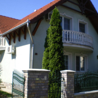 Vadász Apartmanház