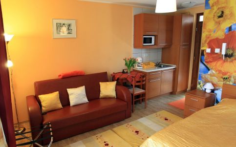 Christabella Apartman7