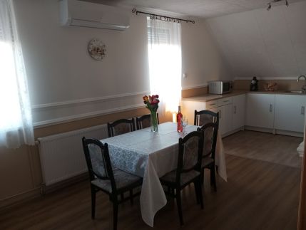 Monika Apartman18