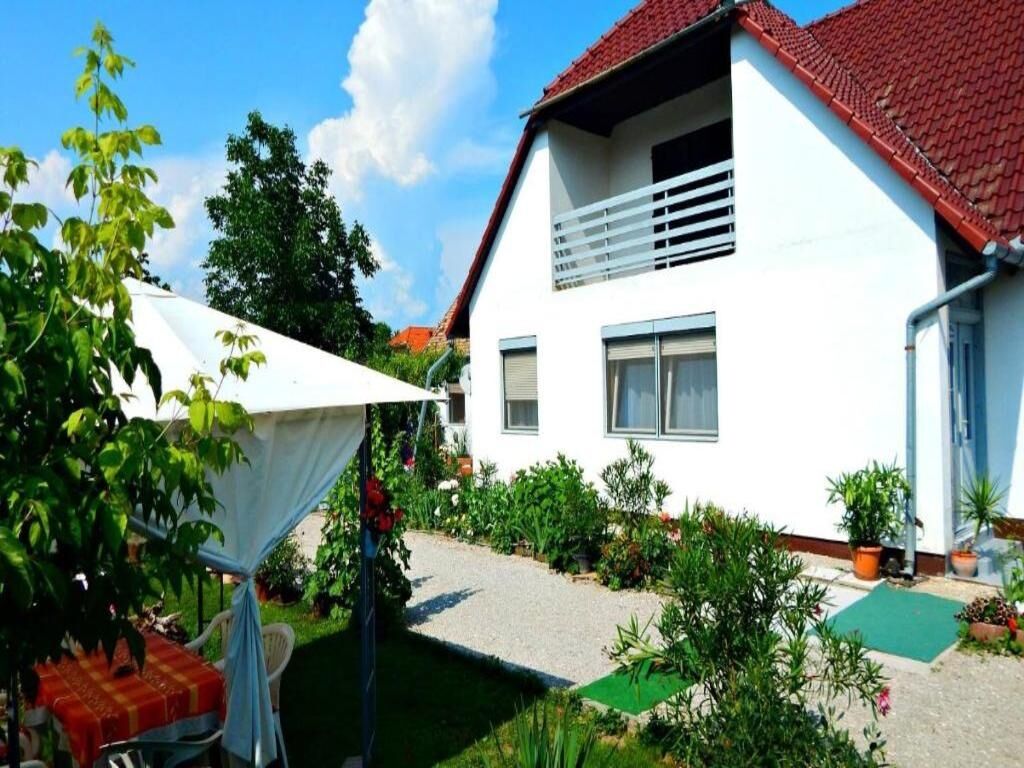 Anna-Lak – Balatonberény