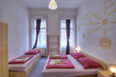 Beds N' Roses Guesthouse – Budapest VI. kerület fotó 14