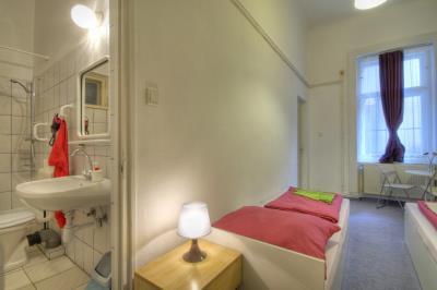 Beds N' Roses Guesthouse – Budapest VI. kerület fotó 6