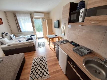 Almádi Apartman39