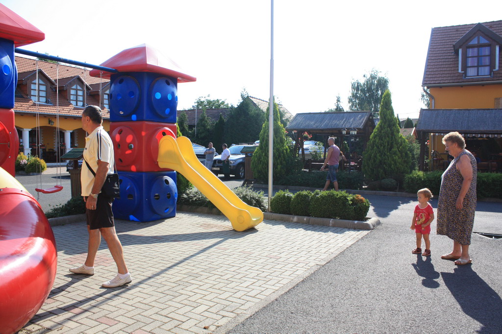 Radics Panzió Étterem és Wellness Központ – Letenye fotó 38