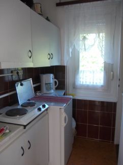 Wolf Apartmanház2