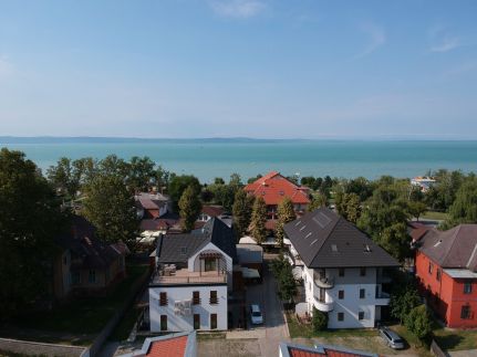 Luxury Beach Wellness Apartment Siófok2