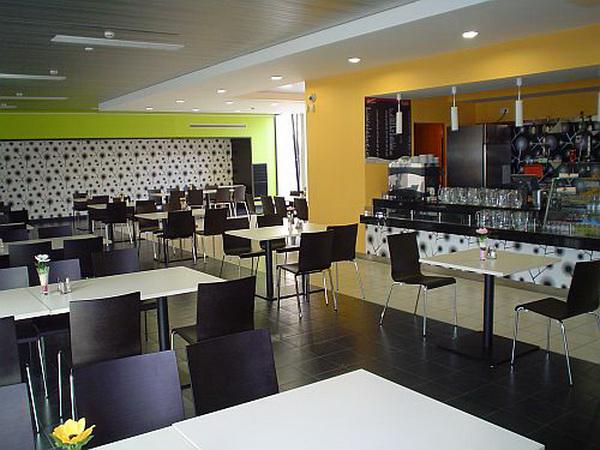 Campus Étterem Dunaújváros – Dunaújváros fotó 4