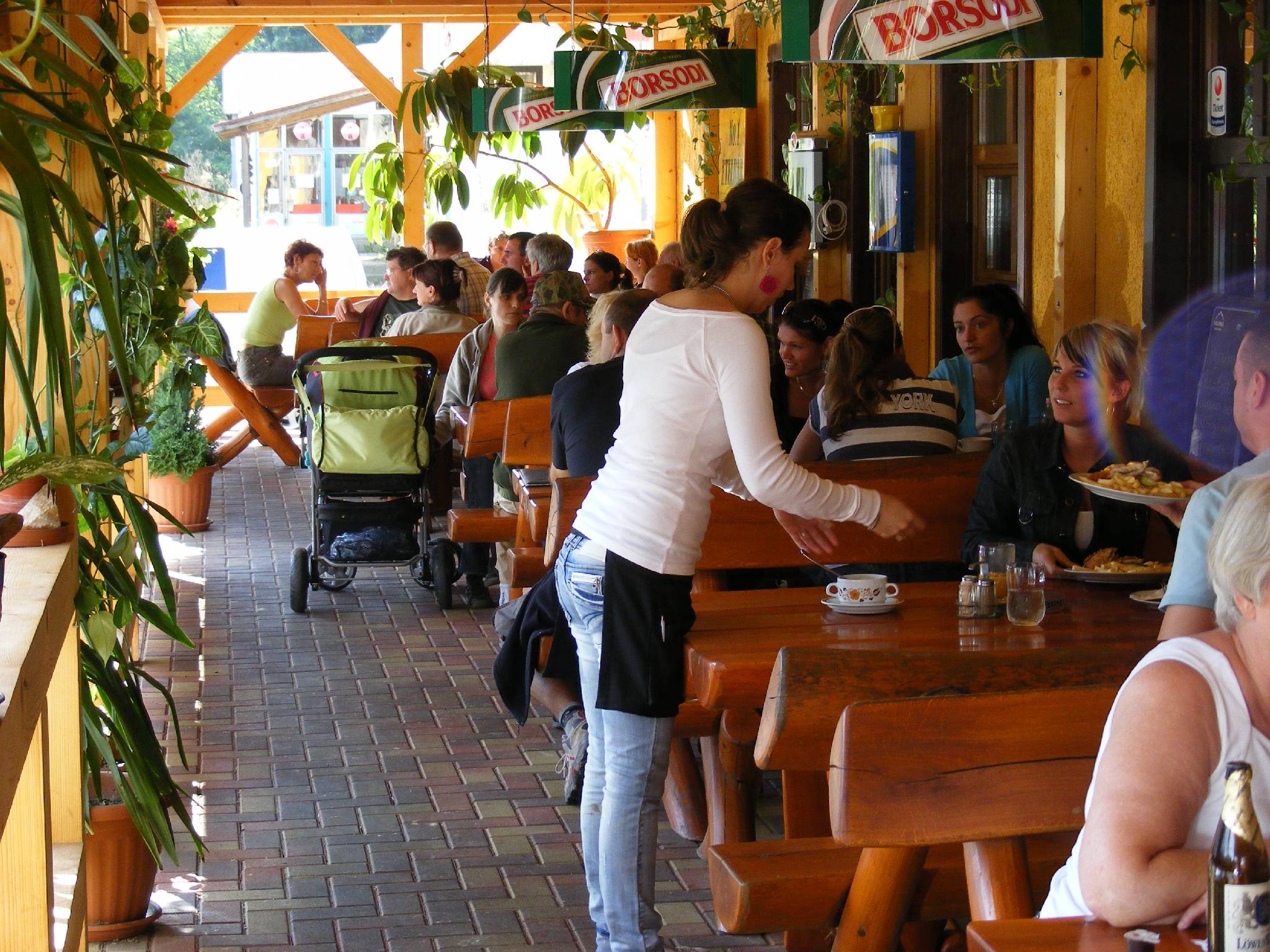 No1 Caffee Vendégház – Parád