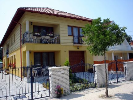 Arany Apartmanház14