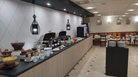VitalMed Hotel27