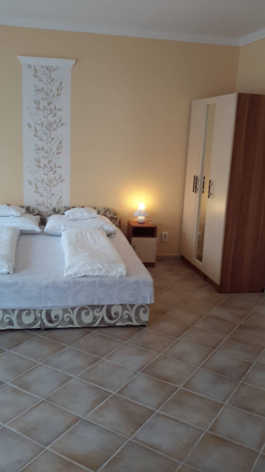 Áron Apartman – Hajdúszoboszló fotó 4