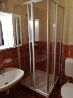 Balaton Wellness Apartman48