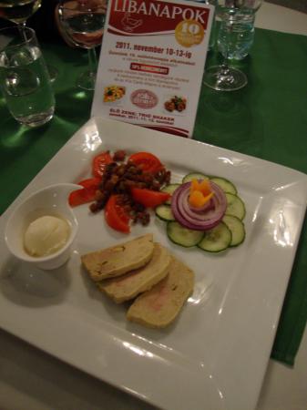 Sarokház Étterem és Pizzéria Ócsa – Ócsa fotó 9