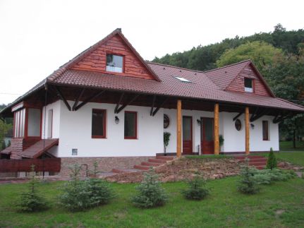Zöldvár Villa Apartmanok1