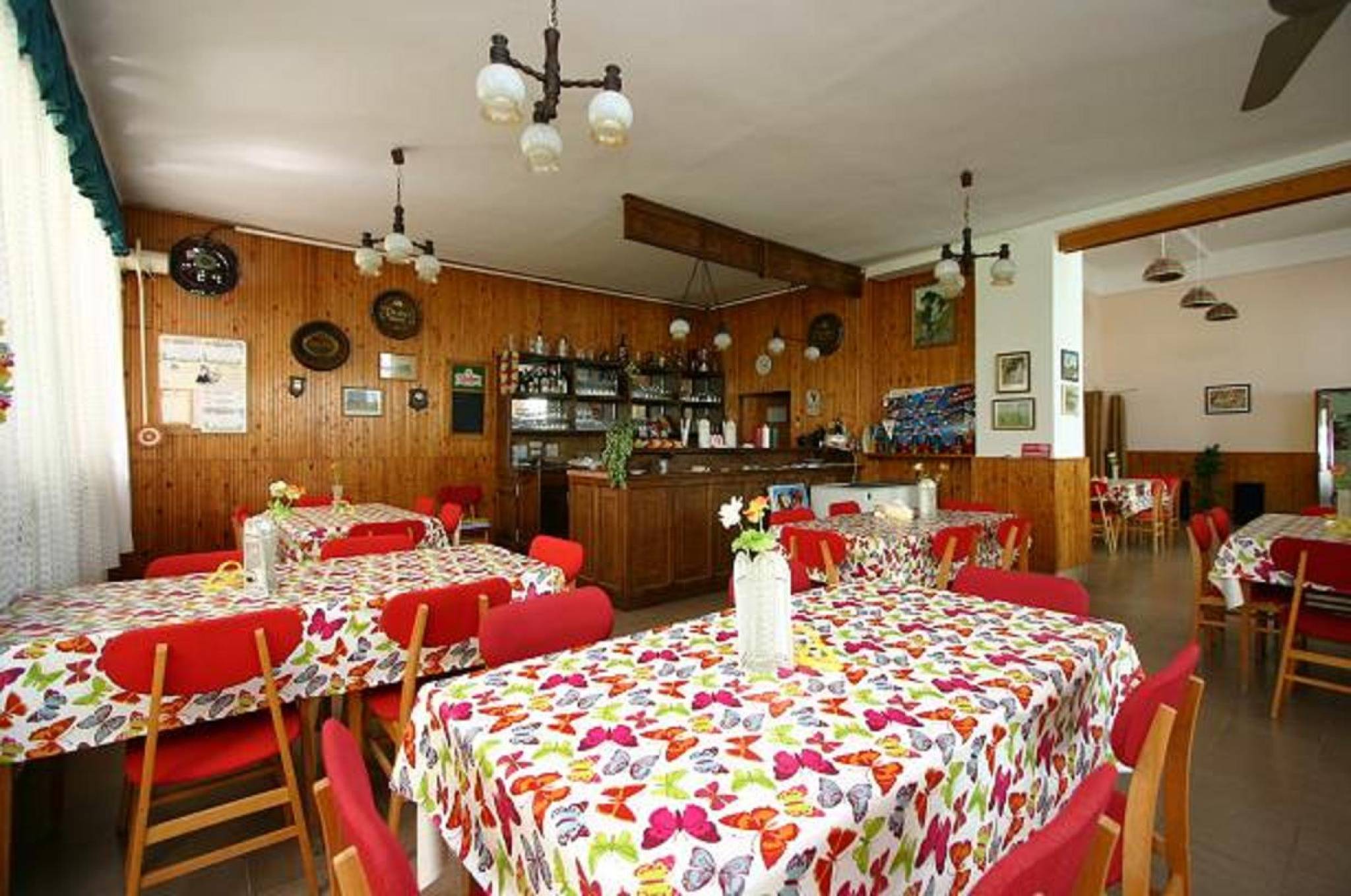 Tulipán Motel Üdülő Ifjúsági Szálló – Gyenesdiás fotó 11