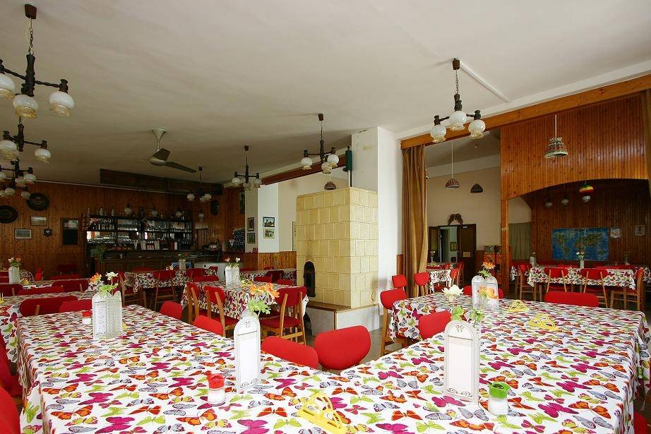 Tulipán Motel Üdülő Ifjúsági Szálló – Gyenesdiás fotó 2
