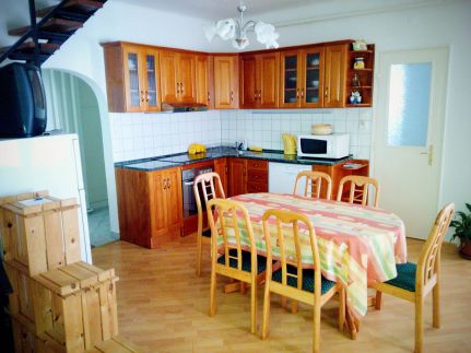 Eszter Apartman12