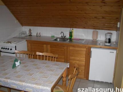 Kati Apartmanház25