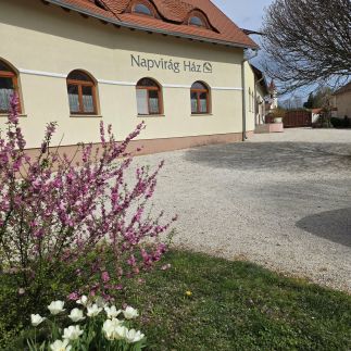 Napvirág Vendégház63