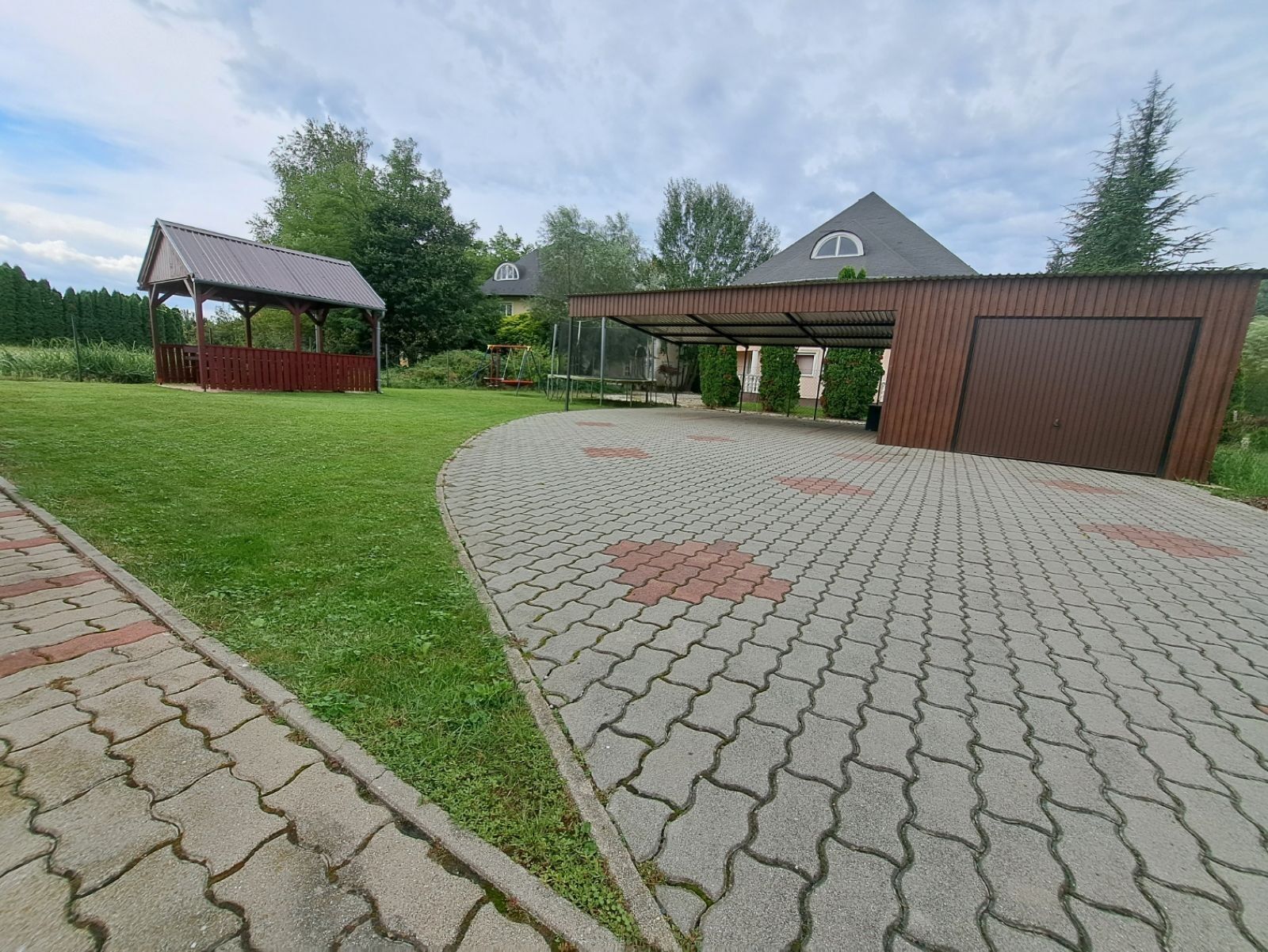 Napartman – Kehidakustány fotó 1
