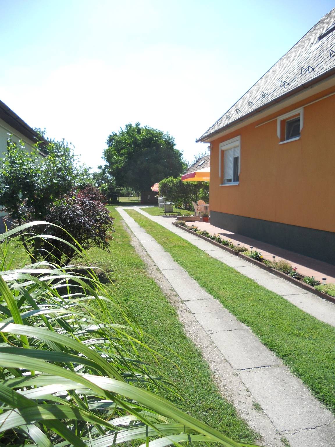 RONI Apartmanok – Balatonlelle fotó 1