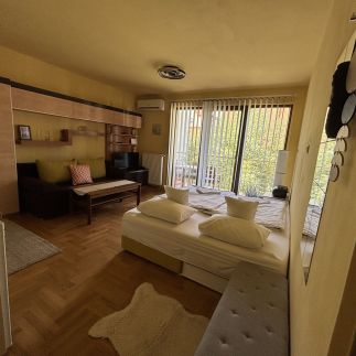 Mandarin Wellness Apartman29