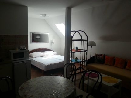 Zöld Béka Major Apartmanok I.16