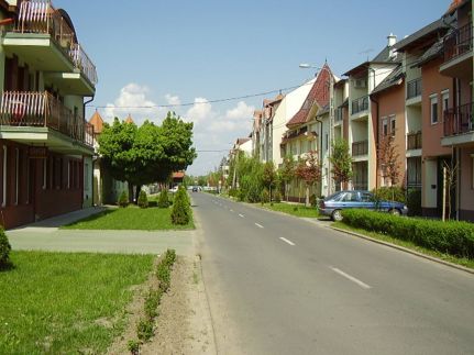 Zöld Béka Major Apartmanok I.27