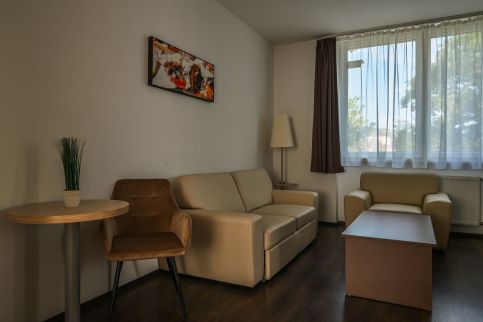 Hotel Opál28
