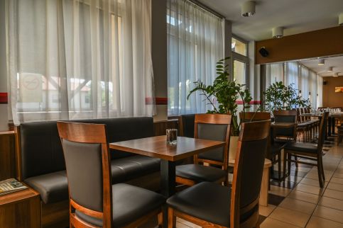 Hotel Opál44