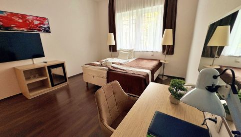 Hotel Opál72
