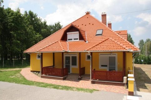 Korona Apartmanház1