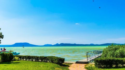 Hársas Apartmanház30