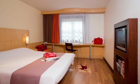 Ibis Budapest Heroes Square6