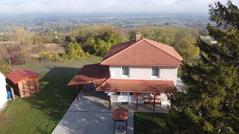 Panoráma Apartmanház38