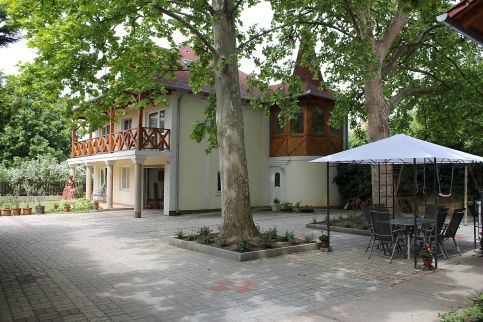 Szántó Villa3