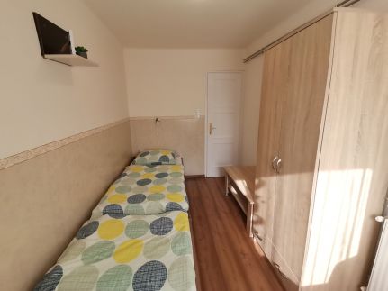 Gyöngyvirág Apartmanház32