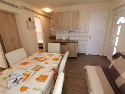 Gyöngyvirág Apartmanház34