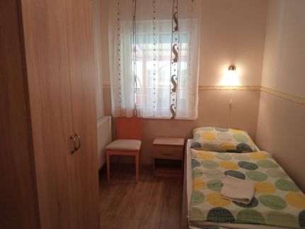 Gyöngyvirág Apartmanház55