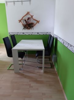 Zöld Béka Gambrinusz Apartman I.2