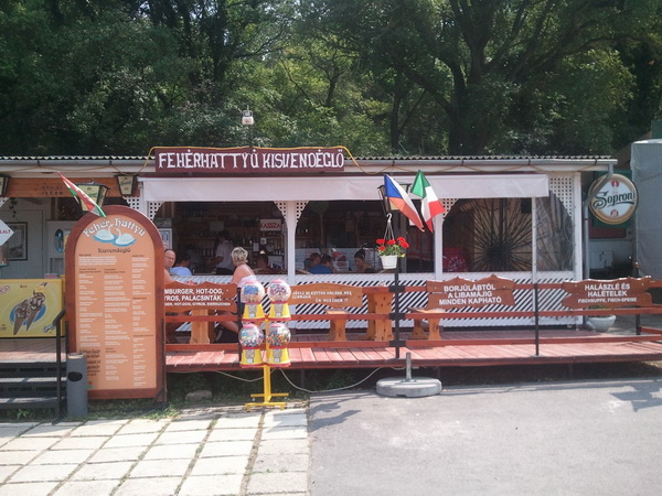 Fehér Hattyú Kisvendéglő – Tihany fotó 1