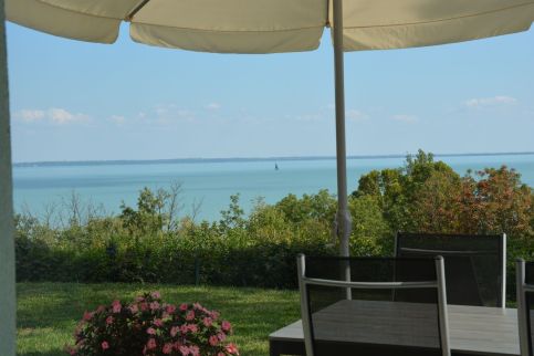 Balatoni Panoráma Apartmanház3