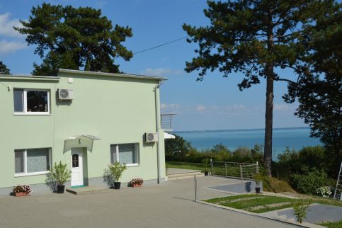 Balatoni Panoráma Apartmanház4